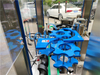 Πλήρως αυτόματο μπουκάλι ποτών PET OPP BOPP Hot Melt Glue Laging Machine